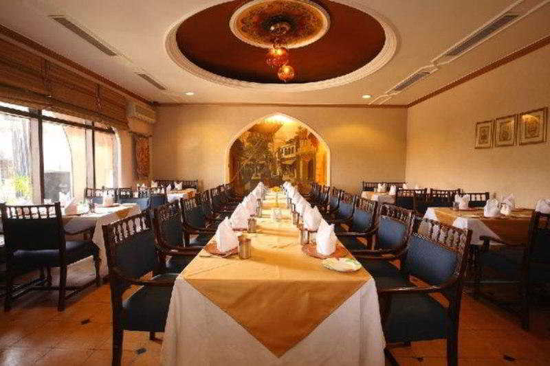 32Nd Milestone Hotel Gurgaon Facilidades foto